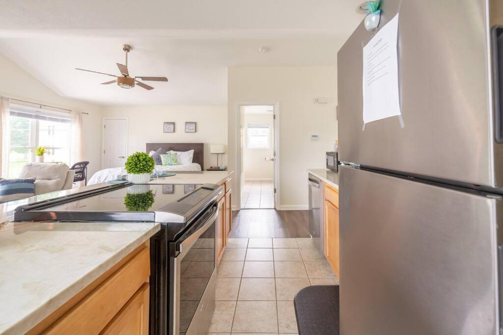 Studio Suite 5 Minutes To Downtown Indianapolis Ngoại thất bức ảnh