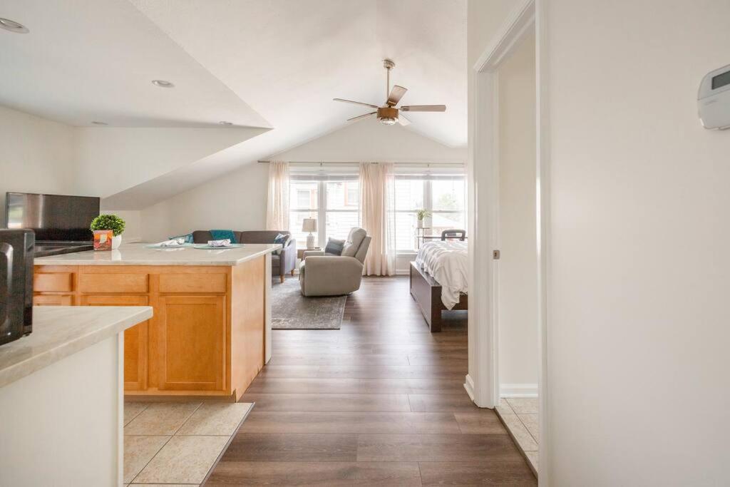 Studio Suite 5 Minutes To Downtown Indianapolis Ngoại thất bức ảnh